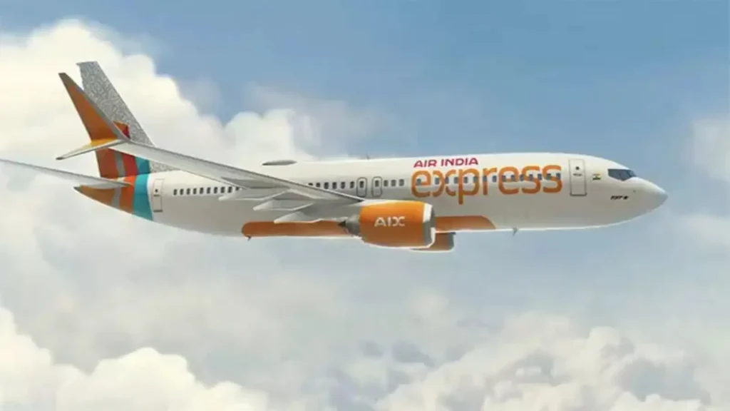 Express air shipping in Chennai with cargo aircraft and loading operations